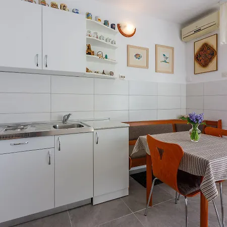Hundefreundliches Studio-apartment Nur 250 Meter Zum Mit Meerblick Apartament